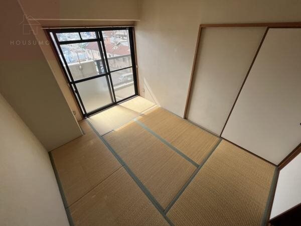 物件内観写真20　(和室、ちょっとしたくつろぎスペースにいかがでしょうか)