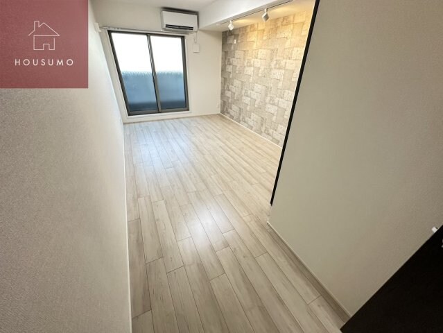 物件内観写真7　(ゆったりした洋室です)