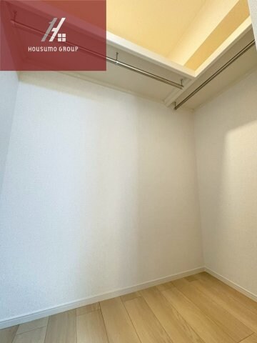 物件内観写真20　(大きなスペースがあり、収納には困りません)