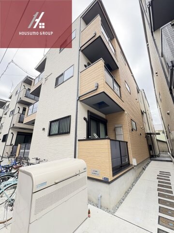 物件外観写真1　(外観もきれいです)