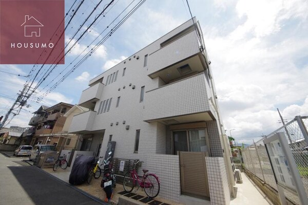 外観(落ち着いた雰囲気の外観です)