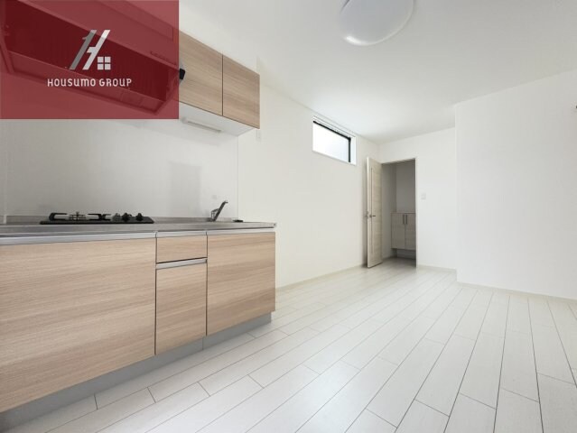 物件内観写真5　(おしゃれなリビングです)