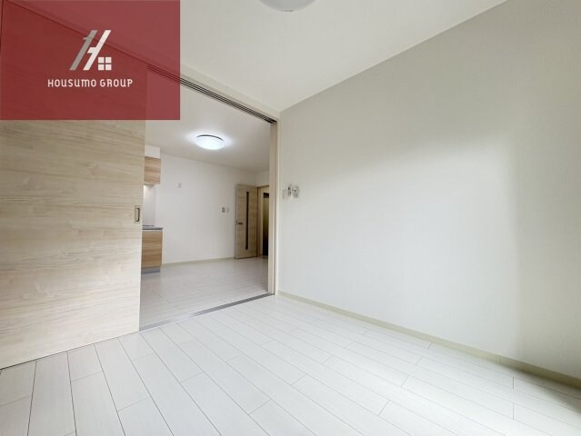 物件内観写真15　(ゆったり過ごせる居間です)