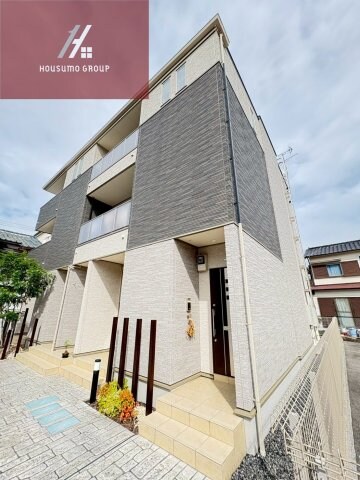 物件外観写真4　(おしゃれな外観です)