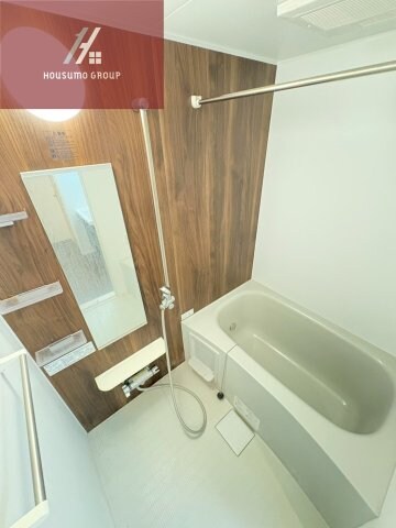 物件内観写真9　(コンパクトで使いやすいお風呂です)