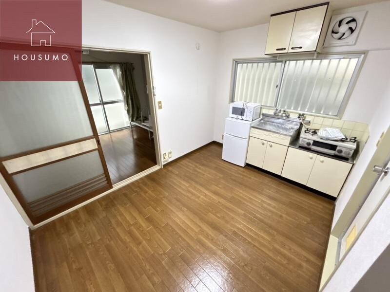 物件内観写真4　(使いやすい居間です)