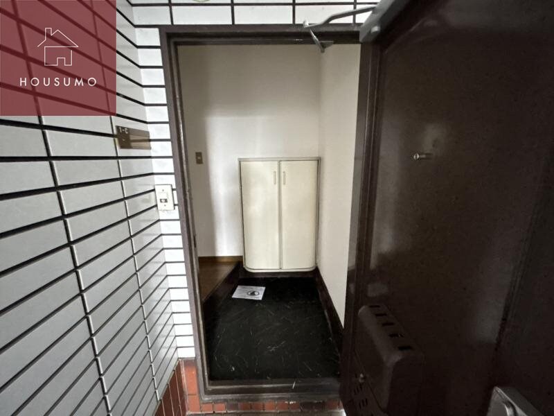 物件内観写真9　(落ち着いた玄関です)