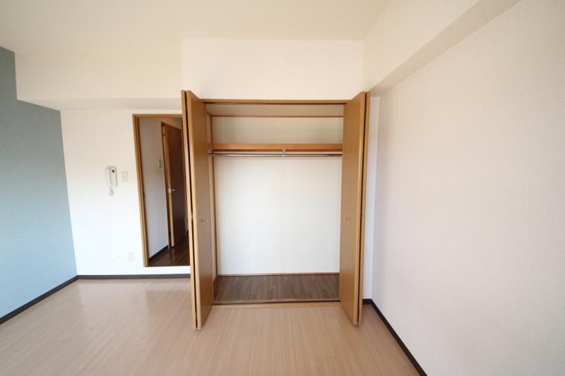 物件内観写真14　(専用の収納スペースです)