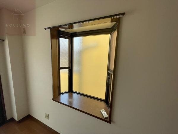 物件内観写真25　(内装は落ち着いています)