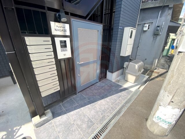 物件外観写真2　