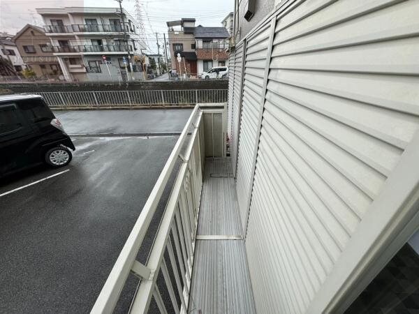 バルコニー(広々としたバルコニーです)