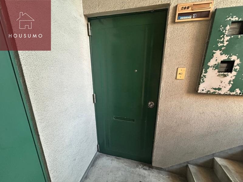 物件内観写真29　(ゆったりとした玄関です)