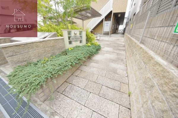 エントランス(清潔なエントランスです)