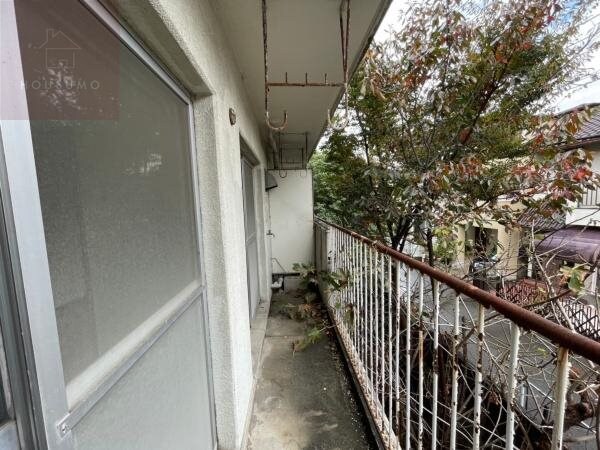 物件内観写真11　(バルコニーからの眺めを楽しみながら食事をしませんか)