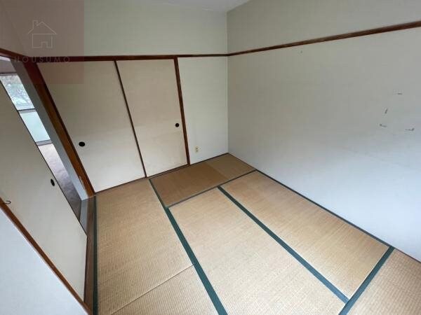 物件内観写真26　(子供のお昼寝に使えるお部屋です)