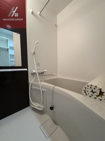 物件内観写真6　(コンパクトで使いやすいお風呂です)