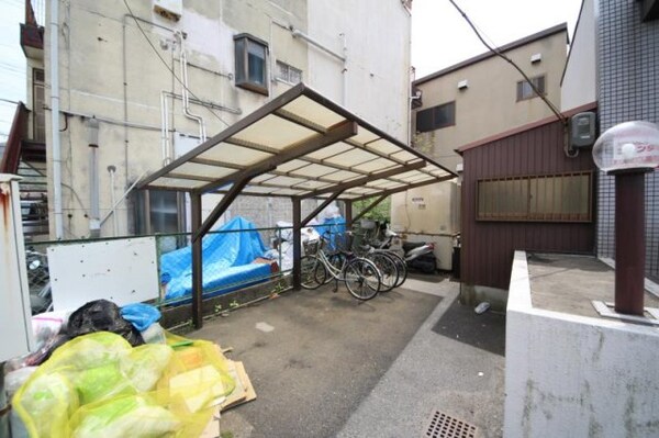 建物設備(駐輪場です)