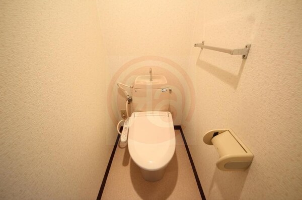 トイレ(清潔感のあるトイレです)