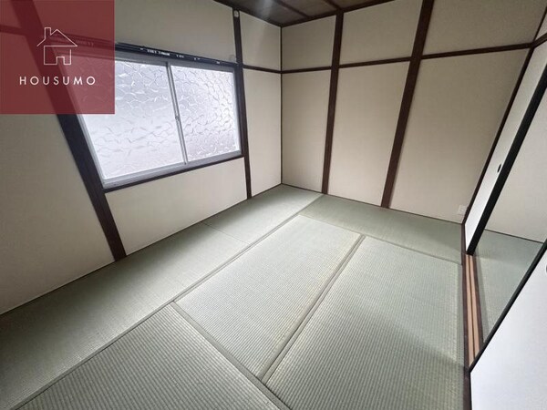 和室(柔らかい畳が心地よい和室)