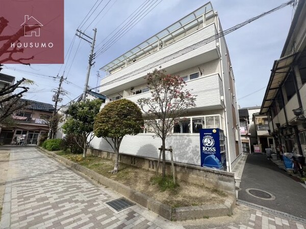 外観(こちら、外観パースです)