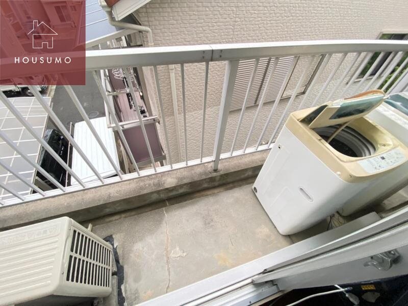 物件内観写真12　(広々としたバルコニーです)