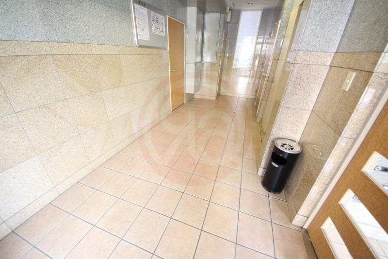 物件外観写真3　(ロビーです)