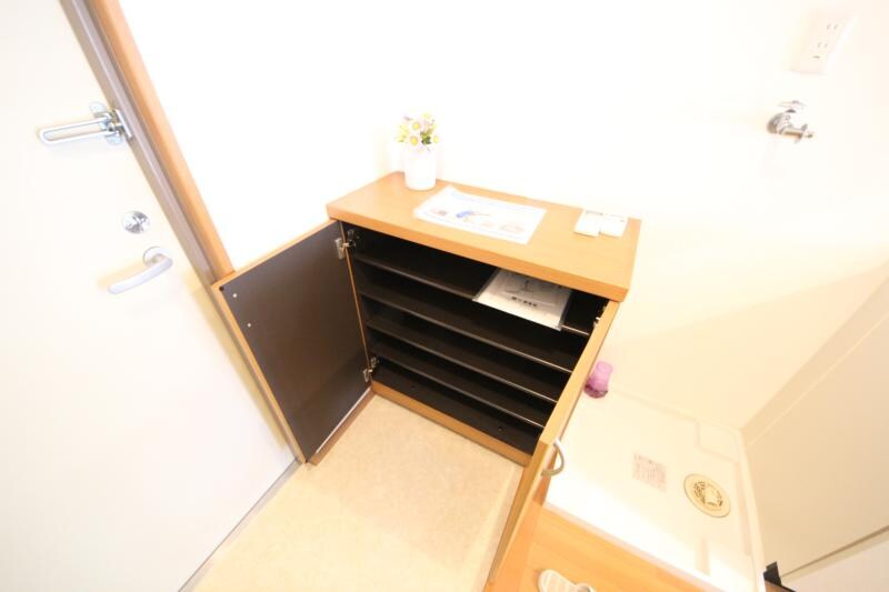 物件内観写真17　(ゆったりした洋室です)