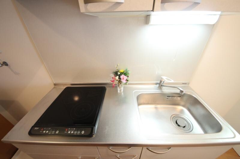 物件内観写真19　(広くて明るい寝室)