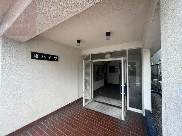 エントランス(建物の内部です)