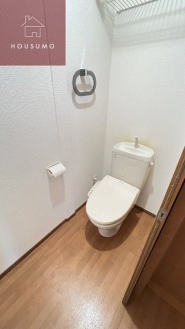 トイレ(コンパクトで使いやすいトイレです)