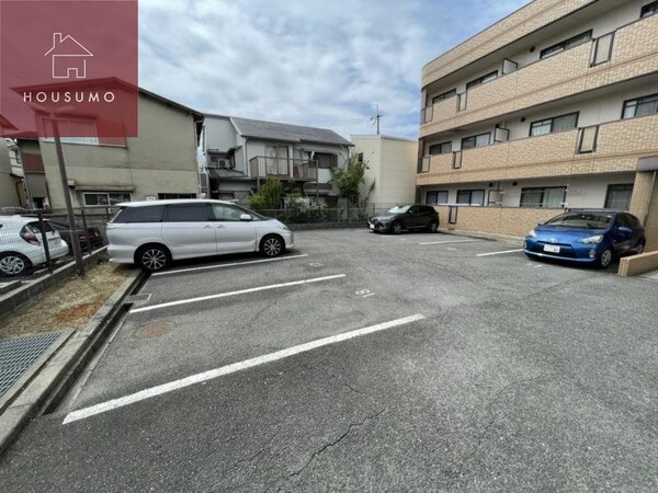 エントランス(毎日通るエントランスはこのようになっています)