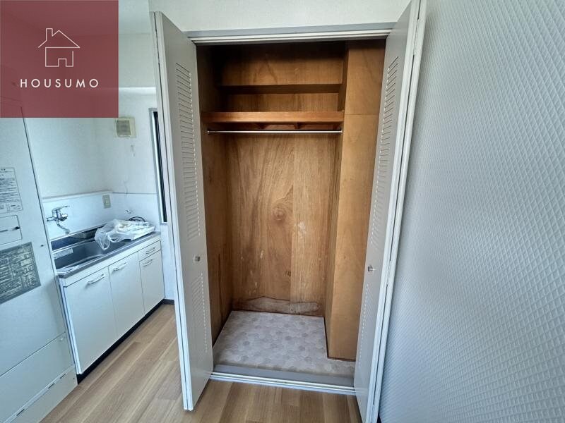 物件内観写真20　(便利な収納スペースです)