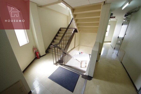 ロビー・ラウンジ