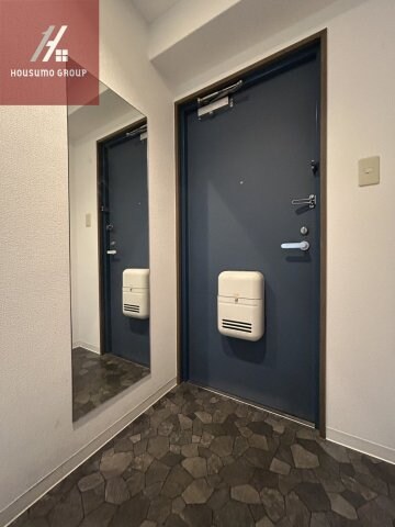 物件内観写真11　(きれいな玄関です)