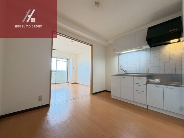 物件内観写真5　(リビングです)