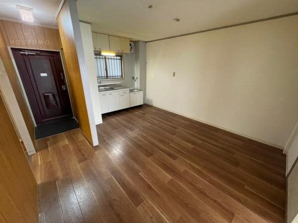 物件内観写真4　(居間です)