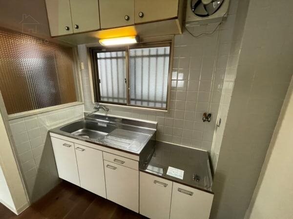 物件内観写真5　(使いやすいキッチンです)