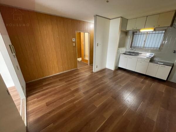 物件内観写真16　(使いやすい居間です)