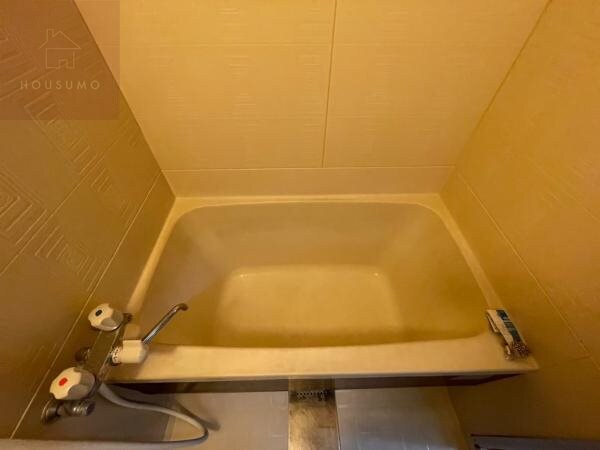 物件内観写真18　(コンパクトで使いやすいお風呂です)