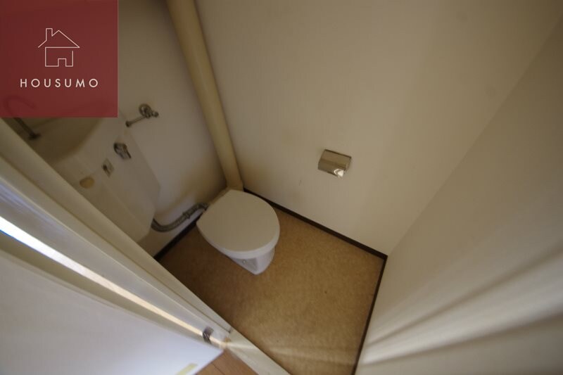 物件内観写真10　(コンパクトで使いやすいトイレです)