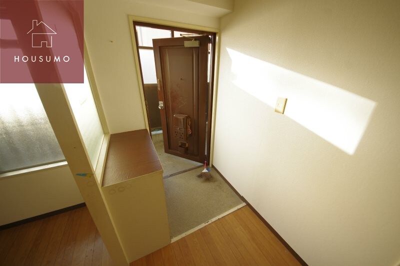 物件内観写真11　(玄関です)