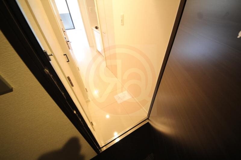 物件内観写真12　(落ち着いた玄関です)