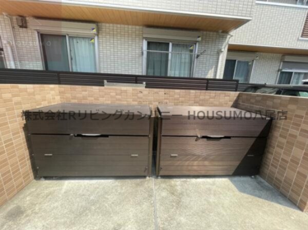 建物設備(敷地内ごみ置き場です)