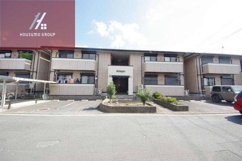 物件外観写真4　(落ち着いた雰囲気の外観です)