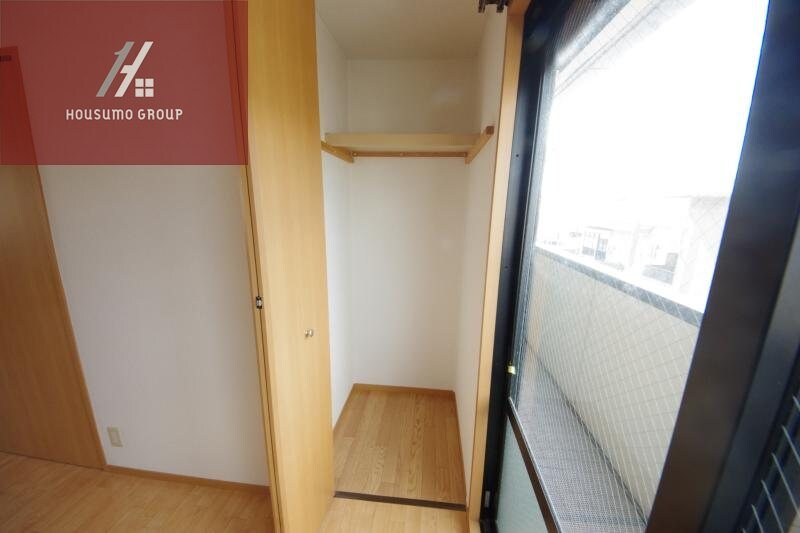 物件内観写真16　(ちょっとした収納スペースも充実しています)