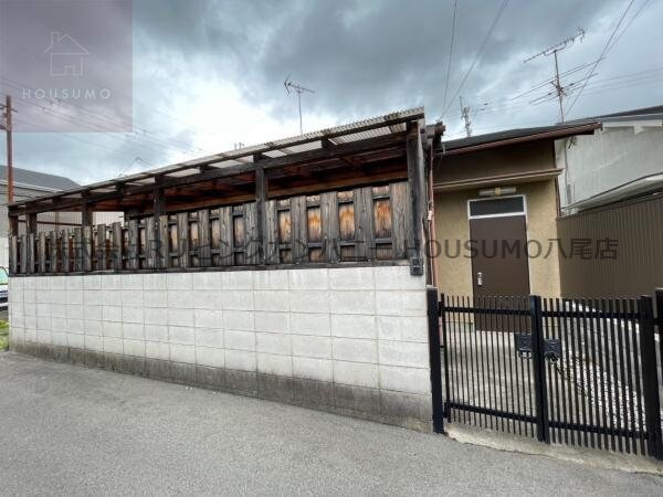 物件外観写真1　(おしゃれな外観です)