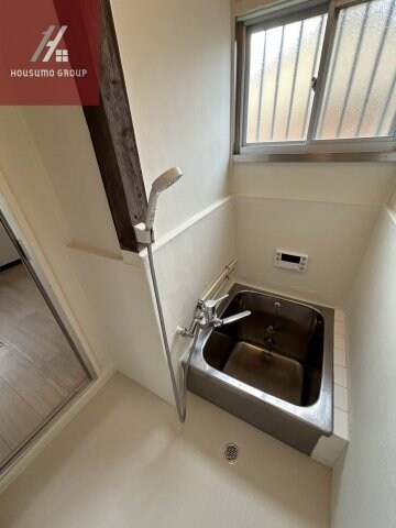 物件内観写真6　(コンパクトで使いやすいお風呂です)