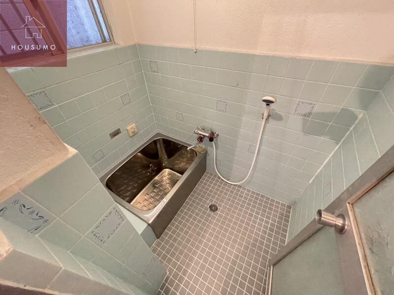 物件内観写真7　(落ち着いた空間のお風呂です)