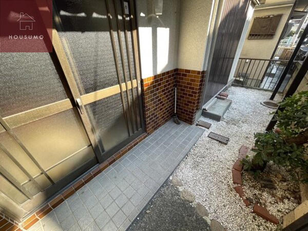 エントランス(建物の内部です)