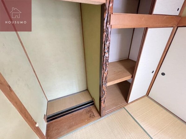 収納(たっぷりとした収納スペースです)